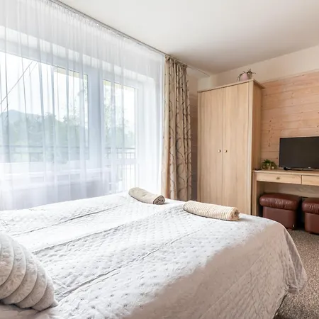 Alaska ベッド・アンド・ブレックファスト カルパッチ