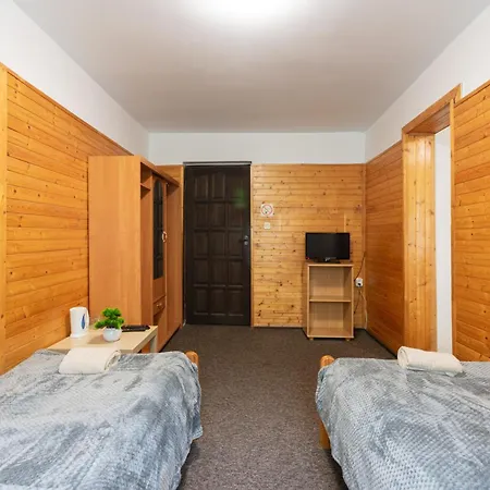 Alaska ベッド・アンド・ブレックファスト 3*