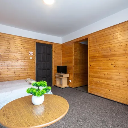 Bed & Breakfast Alaska 3*